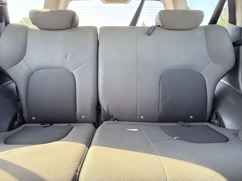 Used 2010 Nissan Xterra X image 26