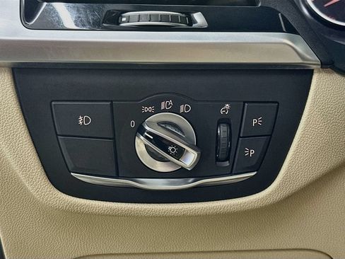 Used 2018 BMW X3 xDrive30i AWD/4WD image 12