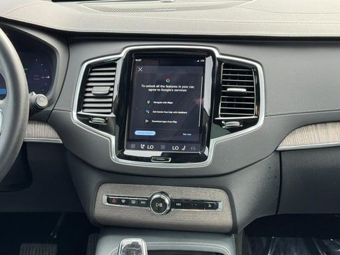 Certified 2024 Volvo XC90 T8 Ultimate w/ Protection Package Premier AWD/4WD image 14