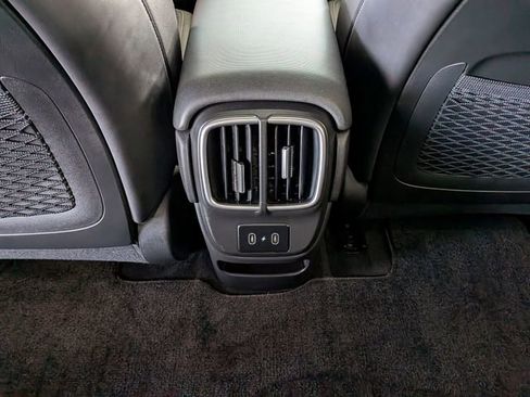 Used 2025 Hyundai Ioniq 6 SEL image 28