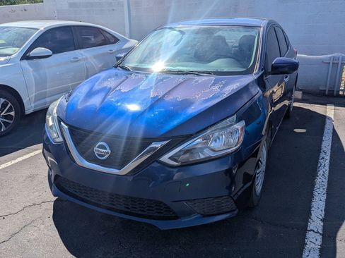 Used 2017 Nissan Sentra SV image 2