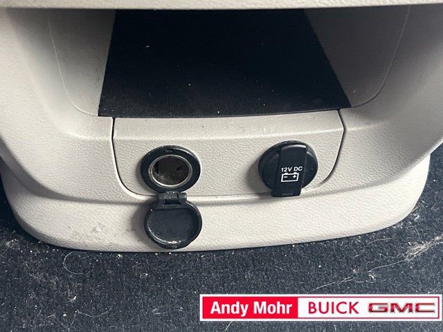 Used 2016 Chrysler Town & Country Touring w/ Driver Convenience Group FWD image 31