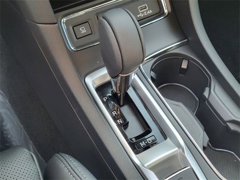 New 2025 Subaru Ascent Limited w/ Popular Package #2 image 15