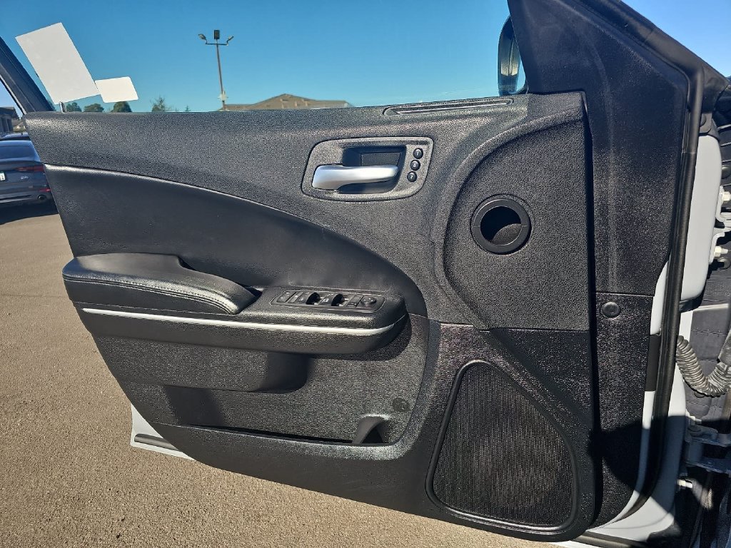 Used 2021 Dodge Charger SXT w/ Leather Interior Group RWD image 25