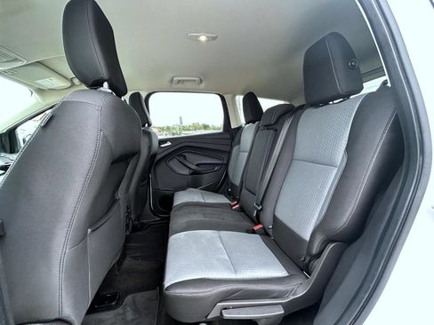 Used 2018 Ford Escape SE FWD image 20