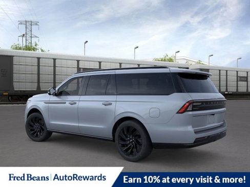 New 2025 Lincoln Navigator L Reserve w/ Jet Appearance Package image 4