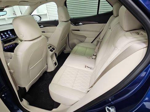 Certified 2023 Buick Envision Avenir FWD image 33