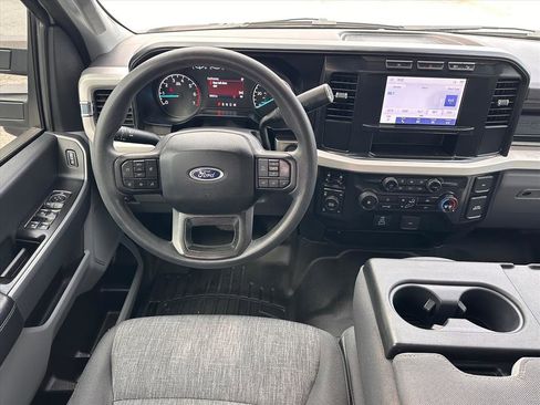 Used 2023 Ford F250 XL w/ STX Appearance Package image 11