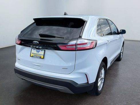 Used 2024 Ford Edge SEL AWD/4WD image 5