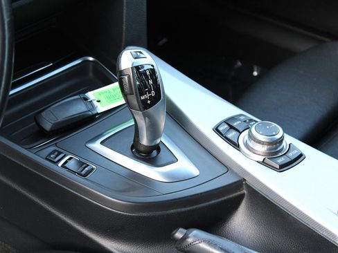 Used 2013 BMW 335i xDrive Sedan image 28