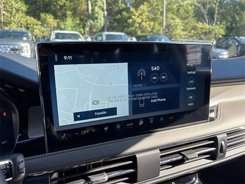 New 2026 Lincoln Corsair Premiere image 28