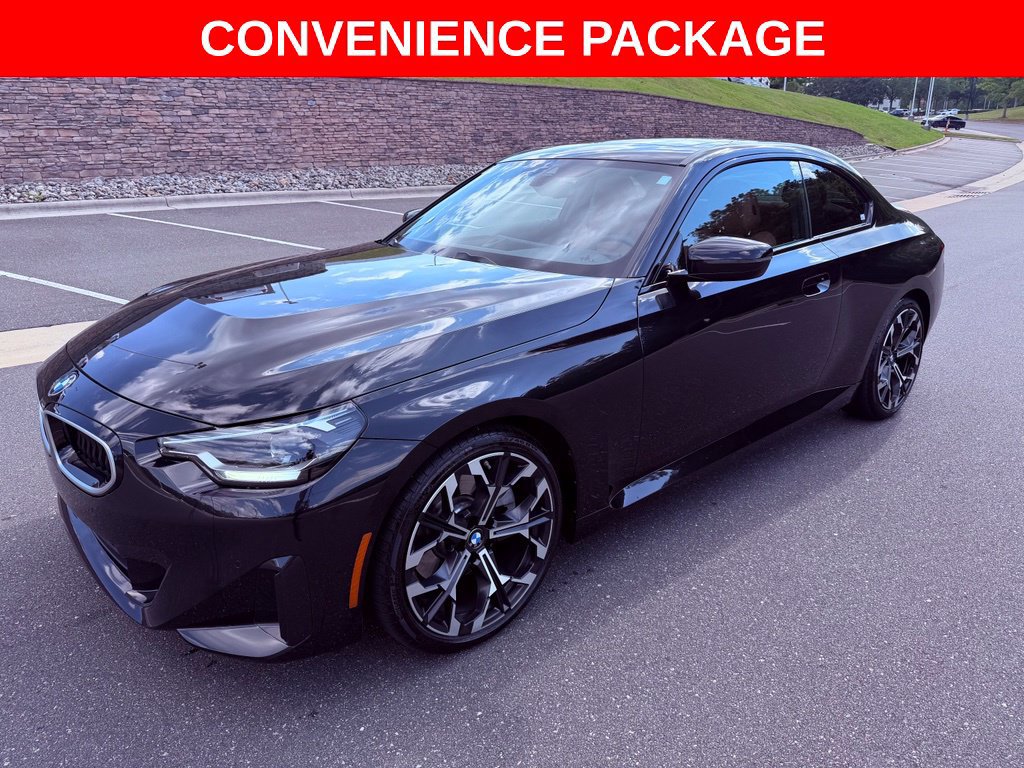 Used 2025 BMW 230i Coupe w/ M Sport Package RWD image 3