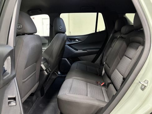 Used 2025 Chevrolet Equinox LT FWD image 20