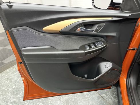 Certified 2023 Chevrolet TrailBlazer ACTIV w/ Sun and Liftgate Package image 7