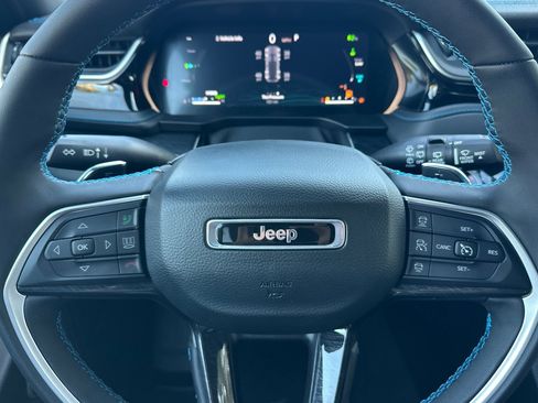 New 2023 Jeep Grand Cherokee Trailhawk image 23