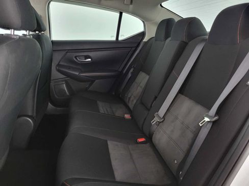 Used 2024 Nissan Sentra SR FWD image 25
