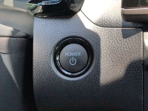 Used 2026 Toyota Camry SE FWD image 25