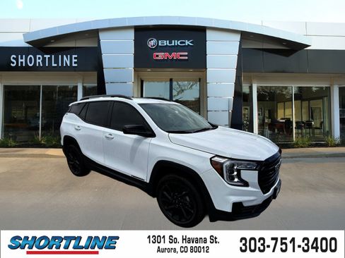 Used 2024 GMC Terrain SLE w/ Elevation Edition AWD/4WD image 1