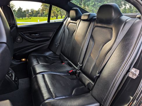 Used 2016 BMW M3 RWD image 18