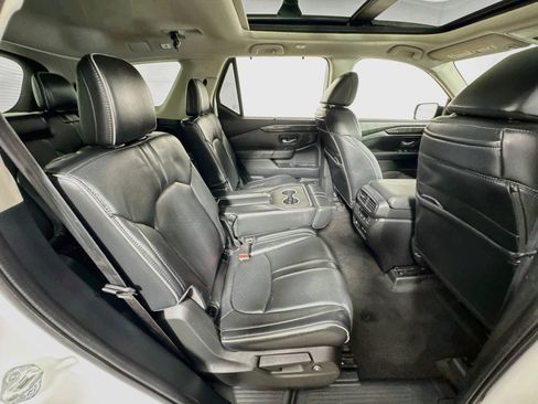 Used 2023 Honda Pilot Elite image 29