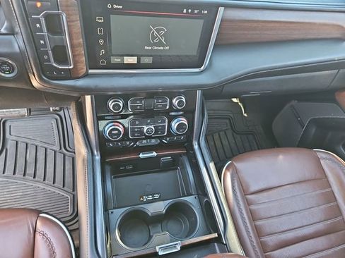 Used 2023 GMC Yukon Denali Ultimate image 22