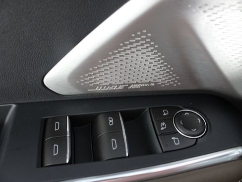 New 2026 GMC Acadia Denali Ultimate AWD/4WD image 18