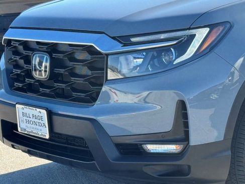 Certified 2023 Honda Passport EX-L image 3