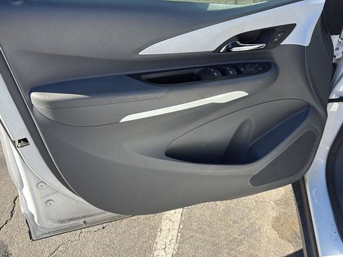 Used 2020 Chevrolet Bolt LT image 8
