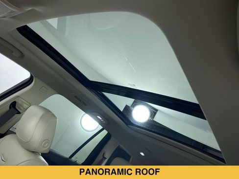 Certified 2023 Cadillac XT6 Premium Luxury FWD image 11