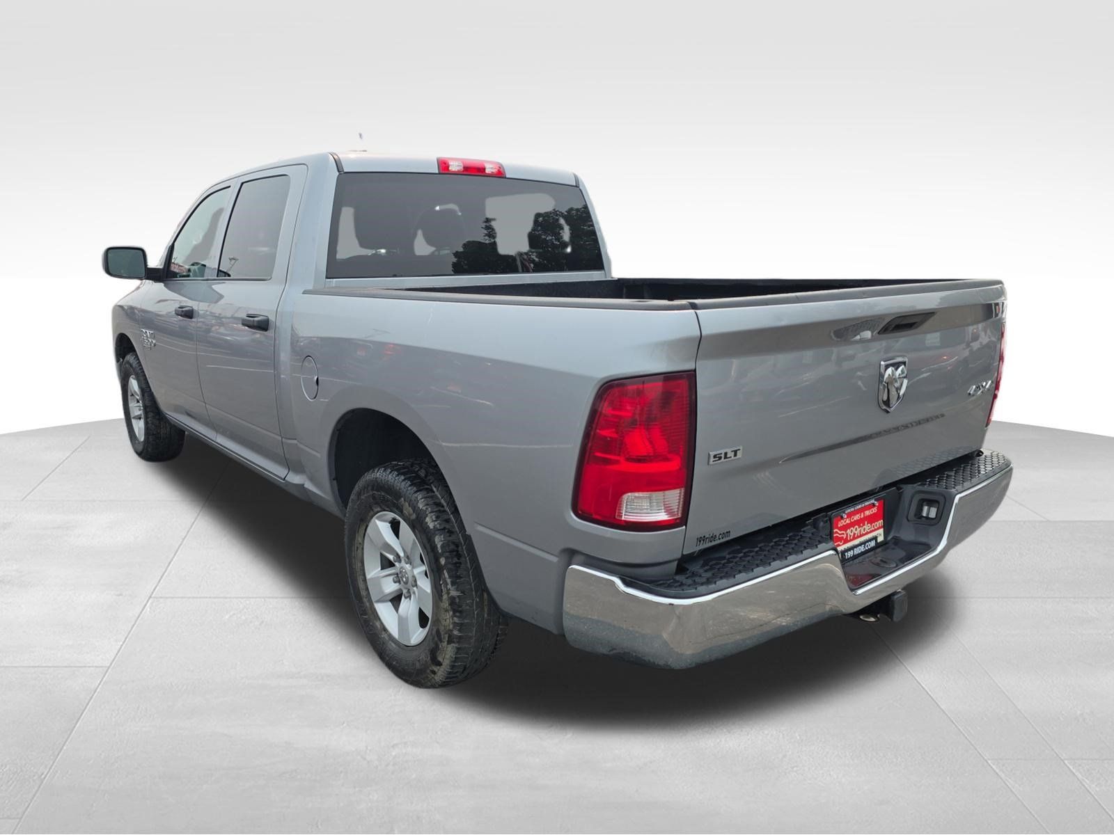 Used 2022 RAM 1500 Classic SLT w/ Protection Group AWD/4WD image 4