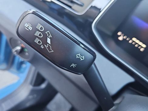 New 2026 Volkswagen Jetta SE FWD image 27