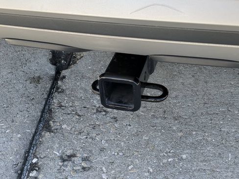 Certified 2022 Volkswagen Taos SE FWD image 11