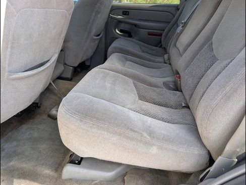 Used 2005 Chevrolet Tahoe LS image 10