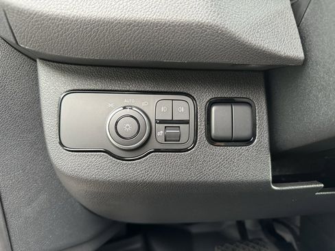 Used 2024 Mercedes-Benz Sprinter 3500 image 24