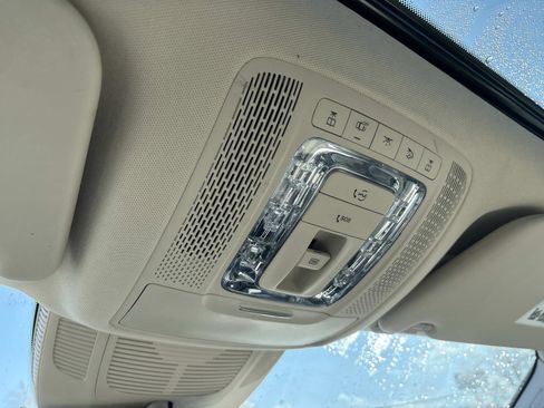 Used 2020 Mercedes-Benz GLS 450 4MATIC image 28