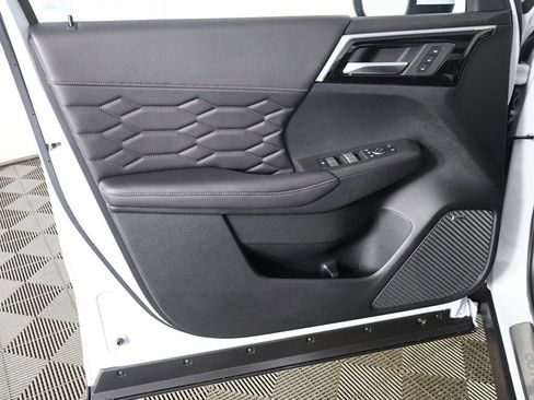 New 2026 Mitsubishi Outlander SEL AWD/4WD image 29