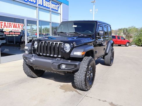 Used 2021 Jeep Wrangler Unlimited Sport AWD/4WD image 6