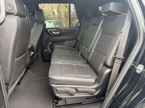 Used 2024 GMC Yukon SLT image 24