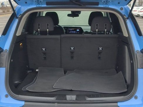 Used 2024 Chevrolet TrailBlazer LT w/ LT Cold Weather Package image 16