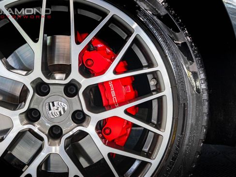 Used 2018 Porsche Macan Turbo image 41