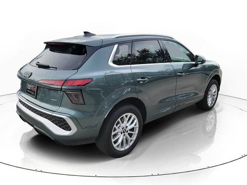 New 2026 Audi Q3 quattro 2.0T AWD/4WD image 4