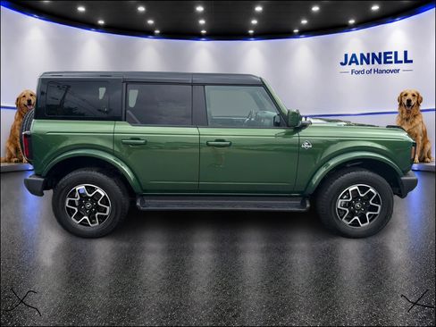 Used 2025 Ford Bronco Outer Banks AWD/4WD image 4