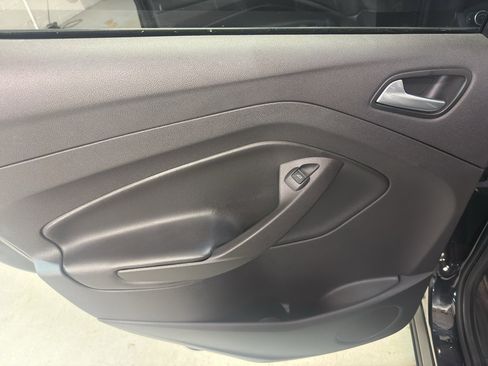 Used 2015 Ford Escape SE AWD/4WD image 26