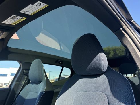 New 2026 Volvo EX30 Plus image 24