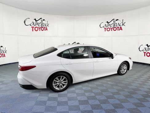 Used 2025 Toyota Camry LE FWD image 3