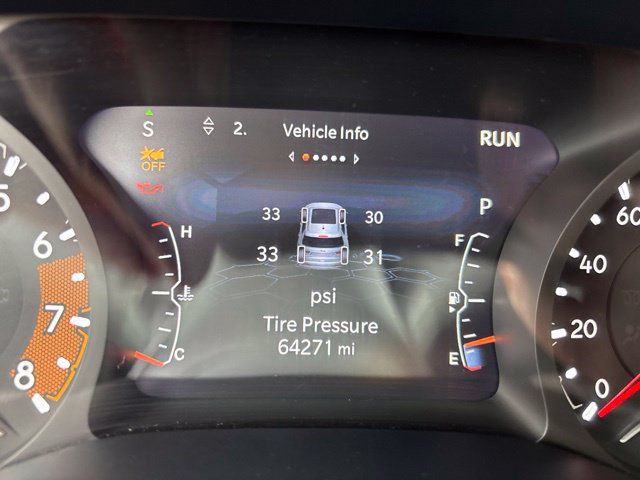 Used 2024 Jeep Compass Latitude AWD/4WD image 24