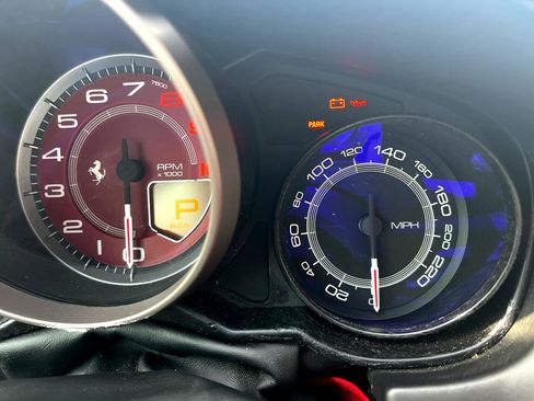 Used 2012 Ferrari California image 14