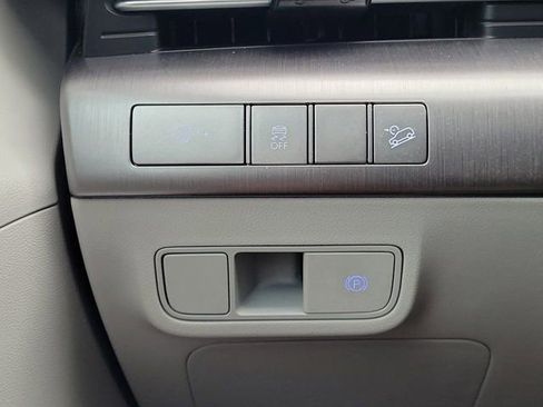 Used 2024 Hyundai Kona SEL FWD image 18