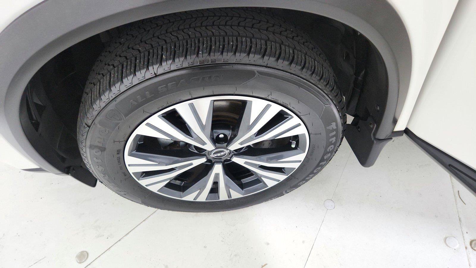 Used 2023 Nissan Rogue SV FWD image 36