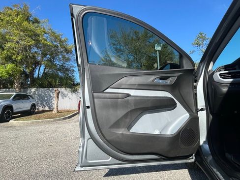 New 2027 Chevrolet Bolt LT image 28